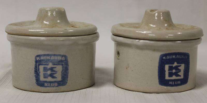 lot 9418 image: Braniff International Airways Kaukauna Klub Mini Cheese Crock Collectible