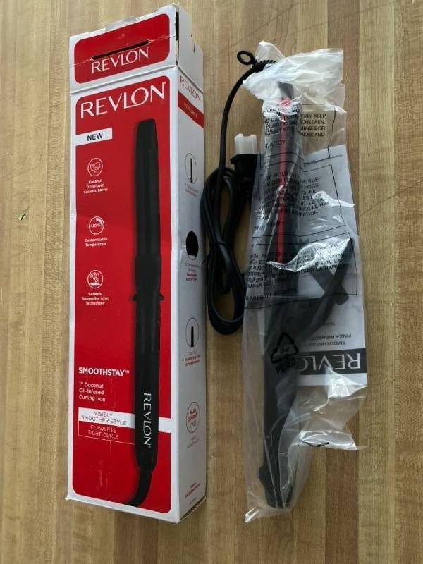 lot 1196 image: Revlon Smoothstay 1�� Coconut infused curling iron