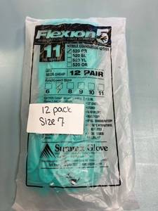 lot 1567 image: Flexion5 Advanced Ergonomic finger technology nitrile exam gloves, Diamond pattern, beaded cuff