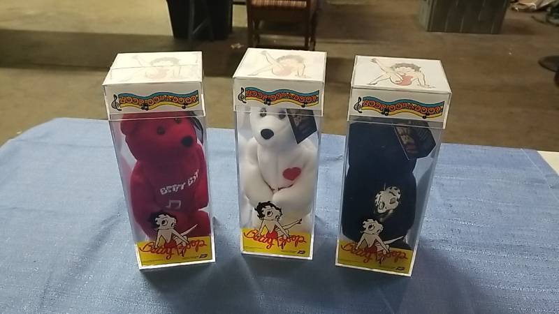 lot 149 image: Lot of 3 Betty Boop Collector Bears- Sealed  Red White and Blue