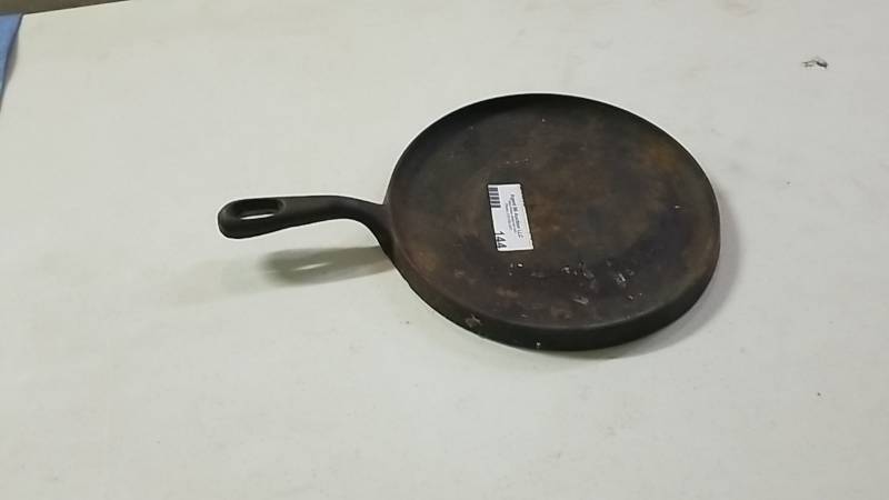 lot 144 image: Cast Iron Flat Skillet