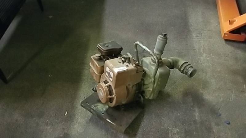 lot 1059 image: Burks Pump and 3 HP Briggs Motor