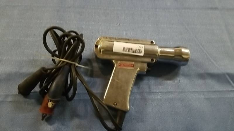 lot 1025 image: Kal-Equipment Company L-5 Timing GunLight