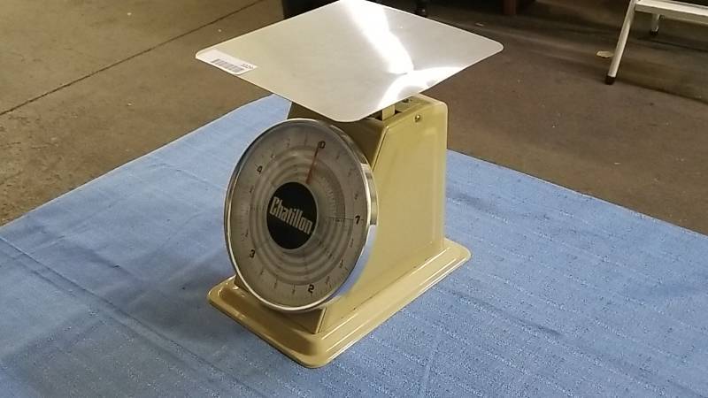 lot 1029 image: Chatillon Scale