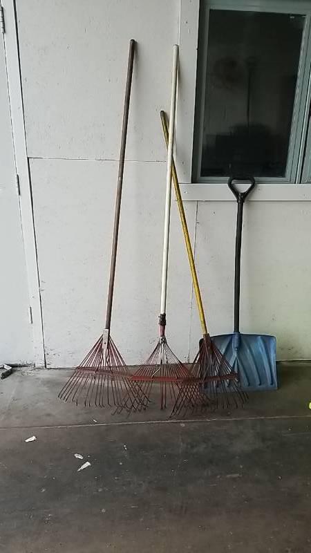 lot 2 image: Snow Shovel and Rake Lot