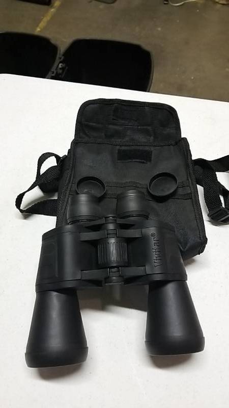 lot 3137 image: Vivatar Binoculars With Case