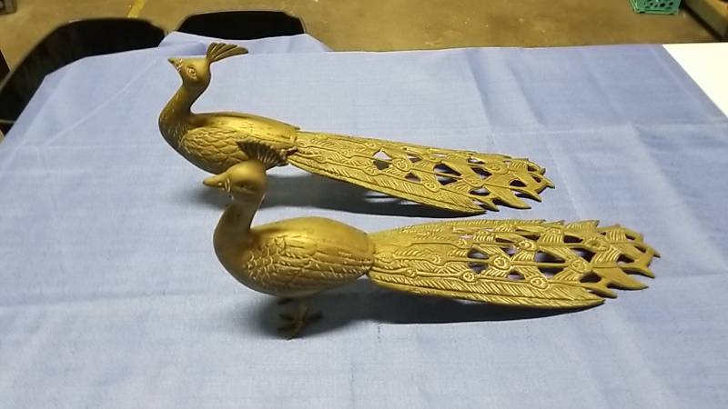 lot 3161 image: VERY Pretty Ornate Brass Peacocks-  Matching Pair