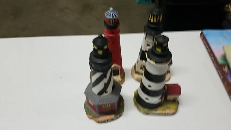 lot 3166 image: Lighthouse Lot