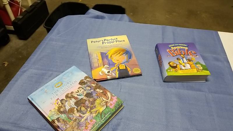 lot 3167 image: Kids Bible Type Books
