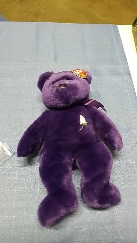 lot 3170 image: TY Brand Purple Princess Diana Beanie