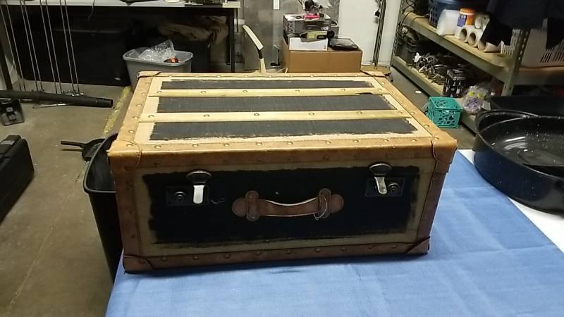 lot 3176 image: Cool  Trunk- Leather Straps- Good Condition