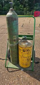 lot 47114 image: Oxygen Acetylene Bottles and Cart