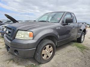 lot 2388 image: 2006 Ford F150, Gray