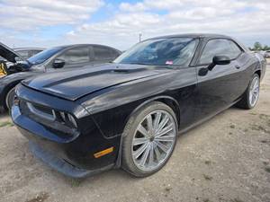 lot 2391 image: 2014 Dodge Challenger, BLACK