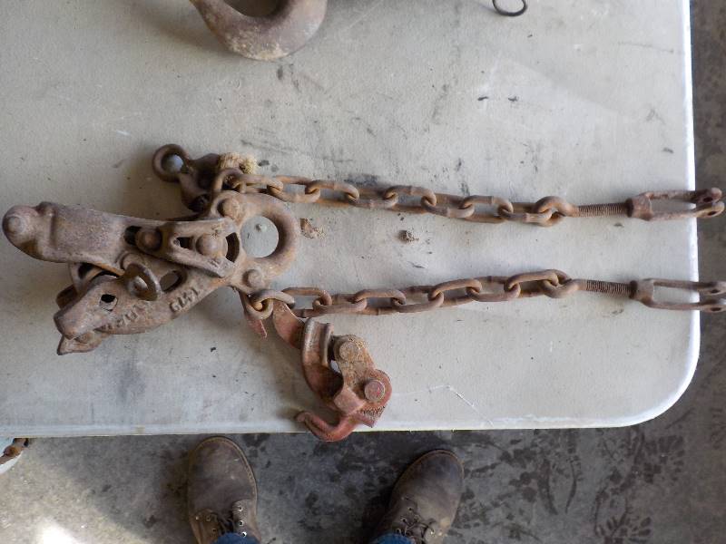 lot 3790 image: Louden 1478 Antique hoist with quick release