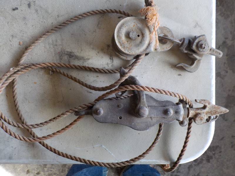lot 3791 image: Antique block and tackle with pullys