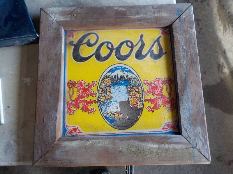 lot 3802 image: Coors painted glass for man cave