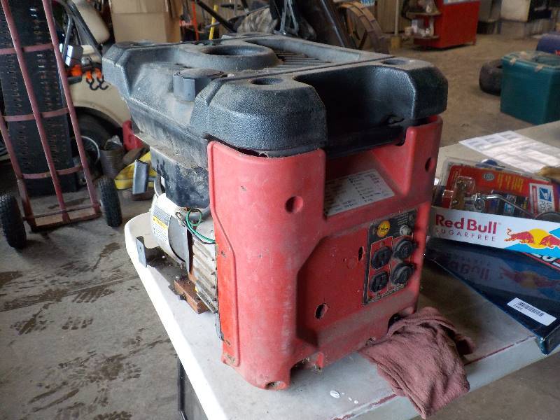 lot 3803 image: Colman power mate parts generator