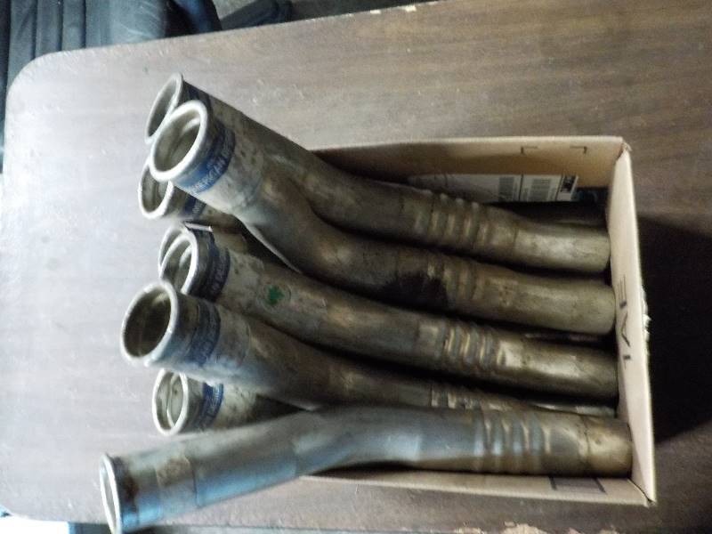 lot 3809 image: Gas filler necks GM (9)