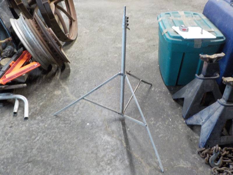 lot 3825 image: american photographic insturment co. tripod