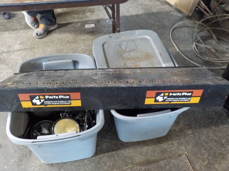 lot 3839 image: parts plus catelog holder