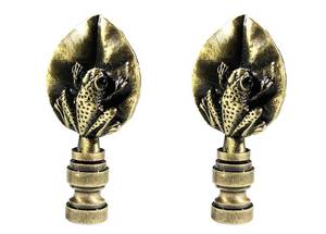lot 84925 image: Royal Designs, Inc. Decorative Leaf Frog Lamp Finial Antique Brass, Set of 2