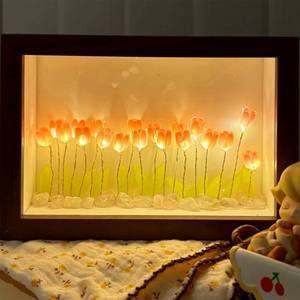 lot 86105 image: Rehenbsem Tulip Photo Frame Night Light,DIY Tulip Night Light Handmade Furniture Decoration Simulation Flower Bedroom Sleeping Desk Table Lamp Children Girl Couple Friends Gift Ornament(20 Flowers)
