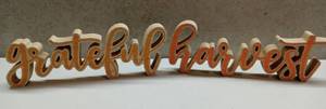 lot 20786 image: Table Top Decorative Word Signs Grateful & Harvest