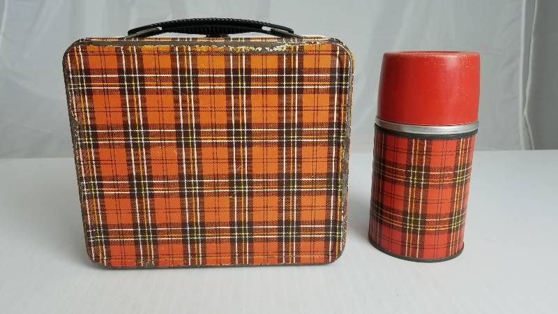 lot 3716 image: 1955 Plaid with Aladdin half-pint Vacuum Bottle  Vintage Metal Lunch Box