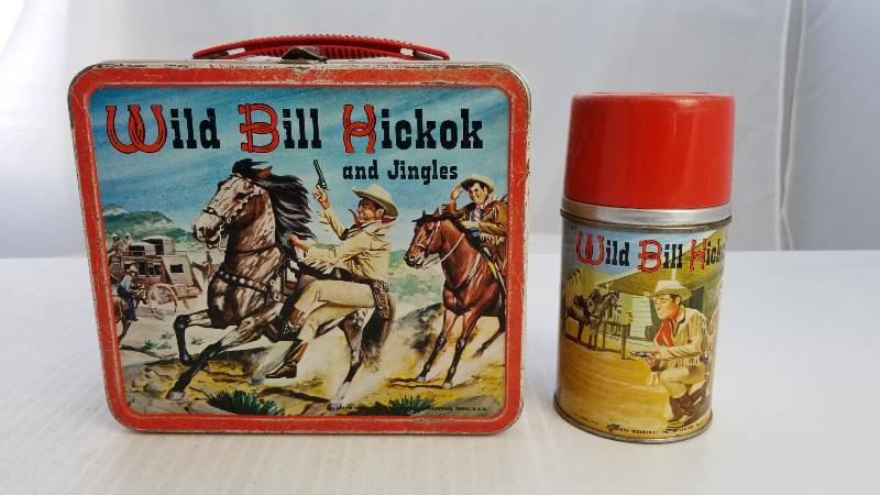 lot 3768 image: 1955 Wild Bill Hickok and Jingles W Aladdin Half Pint Glass Lined Vacuum Bottle Vintage Metal Lunch Box