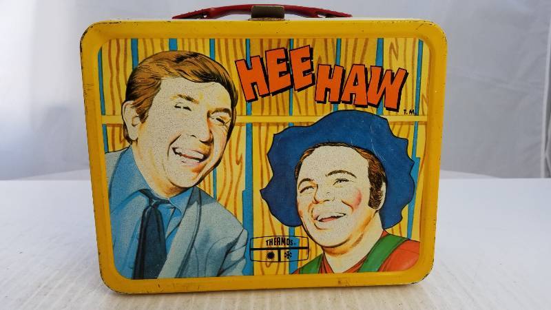 lot 3788 image: 1971 Hee Haw Vintage Metal Lunch Box