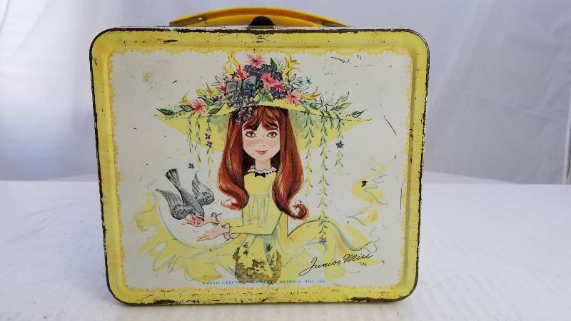 lot 3803 image: 1970 Junior Miss Vintage Metal Lunch Box