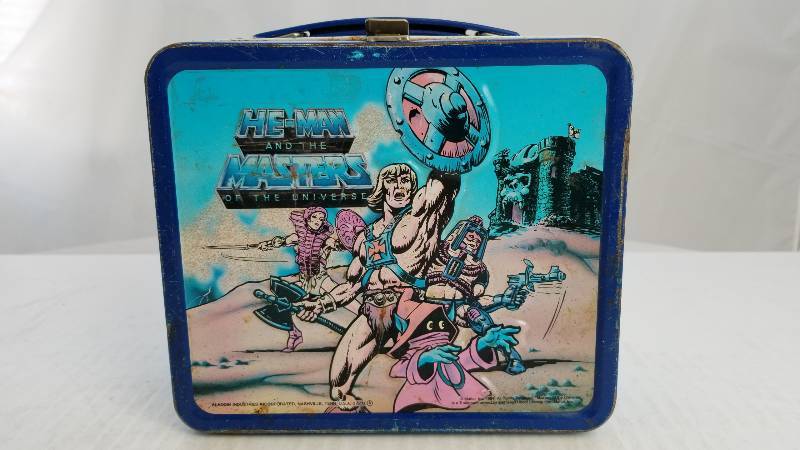 lot 3817 image: 1984 Heman and the Masters of the Universe Vintage Metal Lunch Box