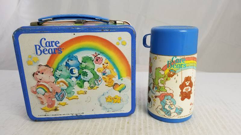 lot 3866 image: 1984 Care Bears W Aladdin 8oz Thermos Vintage Metal Lunch Box