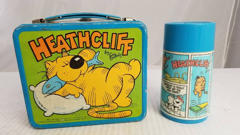 lot 3868 image: 1982 Heathcliff W Aladdin 8oz Thermal Bottle Vintage Metal Lunch Box