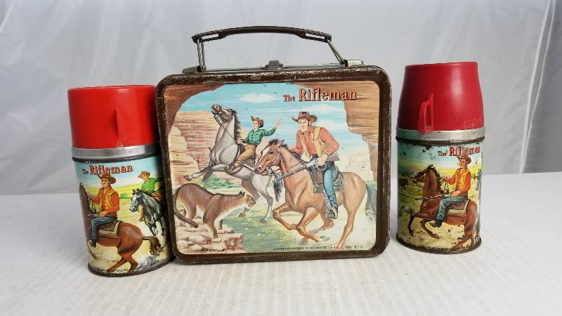 1964 Vintage Red Plaid Thermos Lunch-Kit Set! Nice Condition  One-Owner