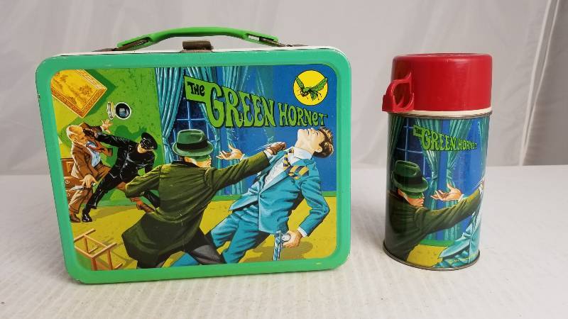 lot 3891 image: 1967 The Green Hornet W Aladden Half Pint Glass Lined Thermos Vintage Metal Lunch Box