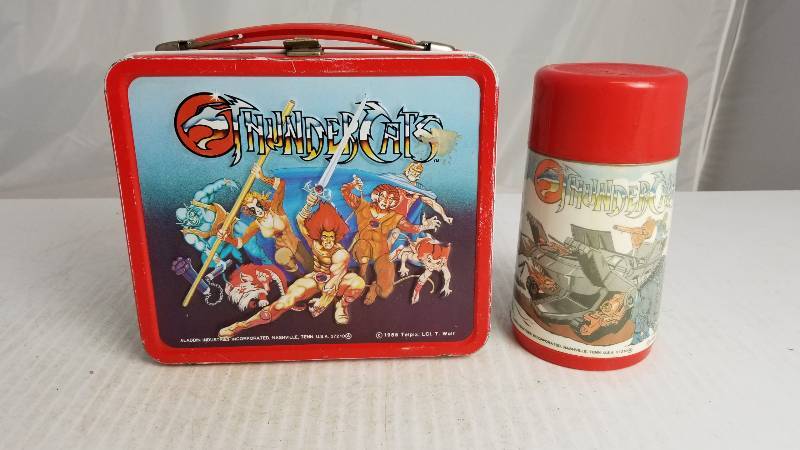 lot 3892 image: 1985 Thundercats Vintage Metal Lunch Box