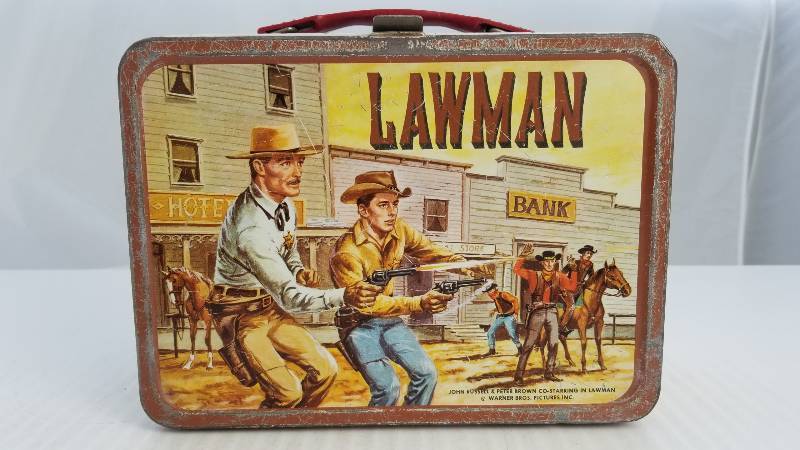 lot 3915 image: 1961 Lawman Vintage Metal Lunch Box