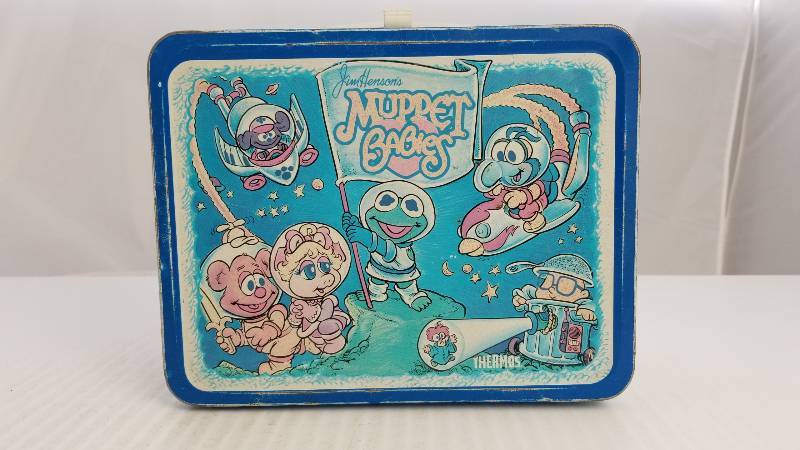 lot 3916 image: 1985 Muppet Babies Vintage Metal Lunch Box