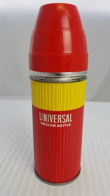 lot 3920 image: Universal Landers, Frary & Clark Vacuum Bottle Vintage Metal Lunch Box