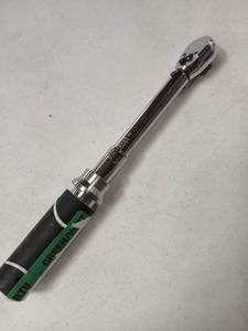 lot 10029 image: Husky Torque Wrench 10 In