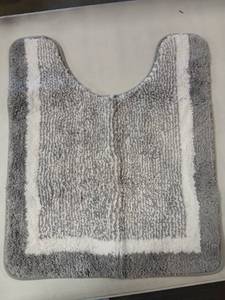 lot 10049 image: Toilet Rug 20 in X 24 in Gray And White