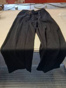 lot 10069 image: SolyHux Black Wideleg Cotton Pants Small