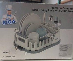 lot 10071 image: Mr Siga Compact Dish Drying Rack With Drain Tray
