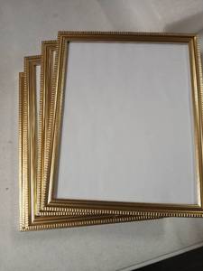 lot 10116 image: Picture Frames 6 Pk Gold 9 In X 11 In