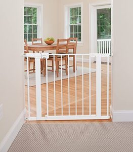 lot 9435 image: Safety 1st Easy Install 28 High Walk Thru Gate, Fits Between 29 and 38