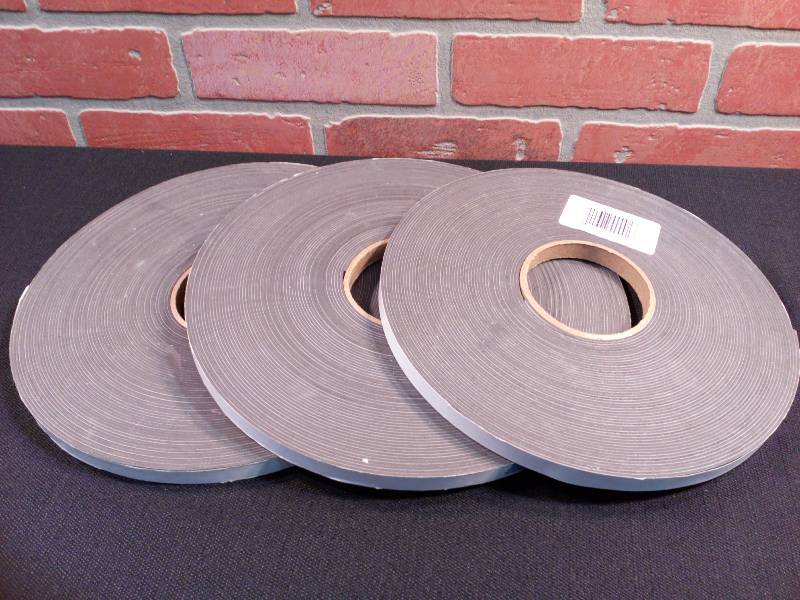 lot 21 image: Lightweight Magnetic Tape