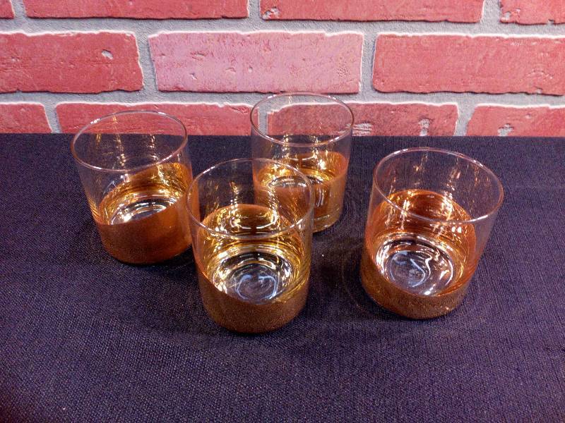 lot 26 image: Anthropology Hand-painted Pot Ash Curvature DOF Glasses