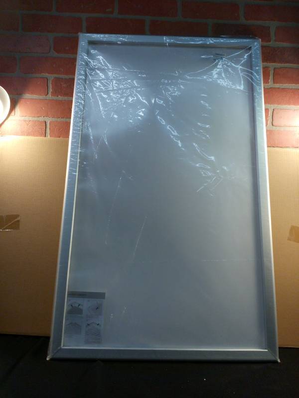 lot 33 image: Snap Frame Poster Frames